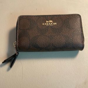 Coach wallet